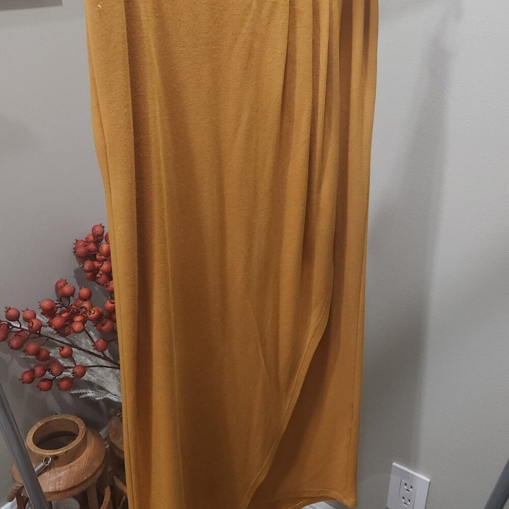Midi skirt